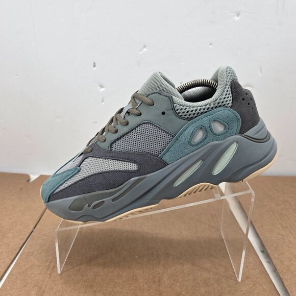 Adidas Yeezy Boost 700 Mens Sneakers shoes teal Blue Size 9.5 main image 2